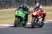 donington-no-limits-trackday;donington-park-photographs;donington-trackday-photographs;no-limits-trackdays;peter-wileman-photography;trackday-digital-images;trackday-photos